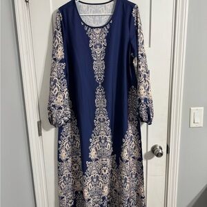 Elegant Navy and Cream Patterned Dress
